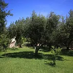 648a